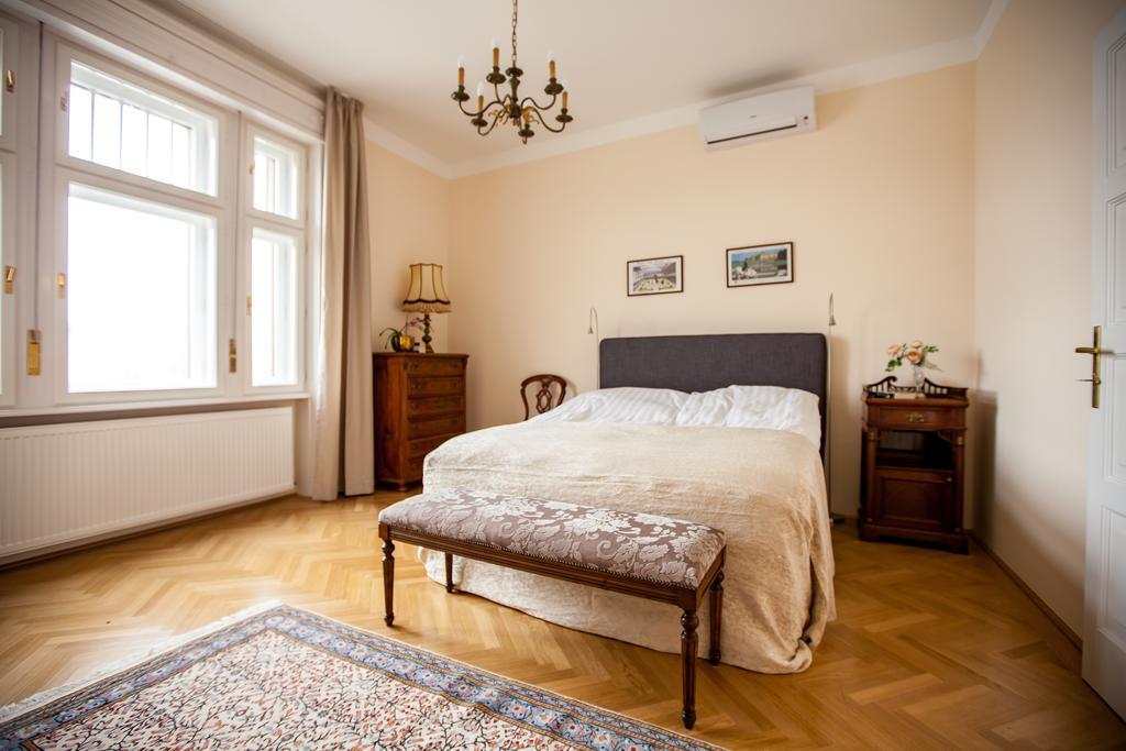 Schieszl Apartments 2 Budapeste Exterior foto