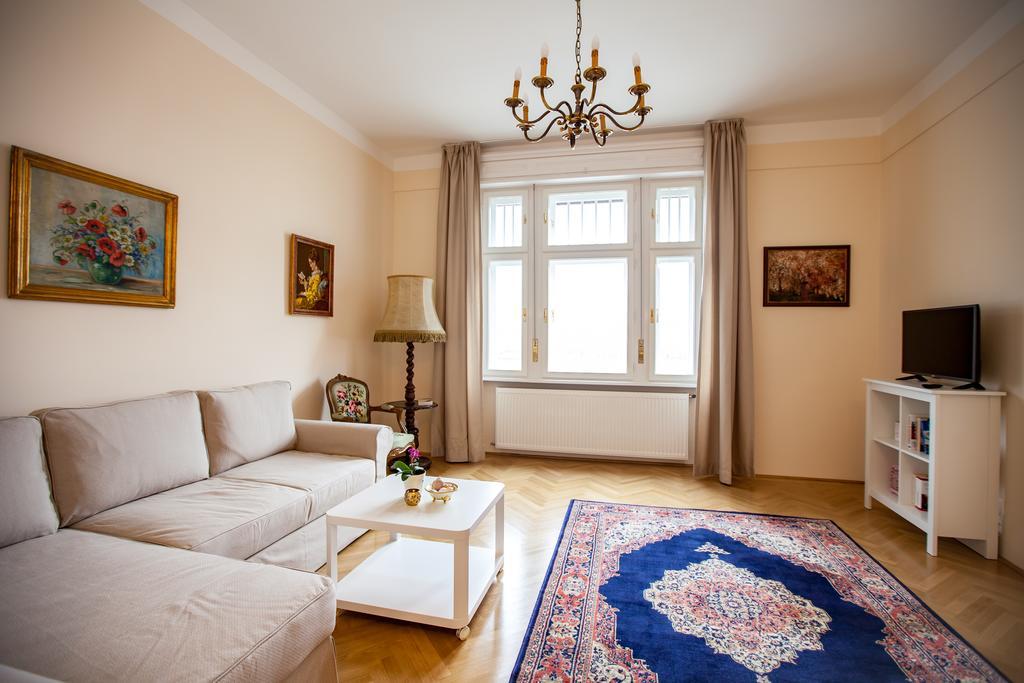 Schieszl Apartments 2 Budapeste Exterior foto