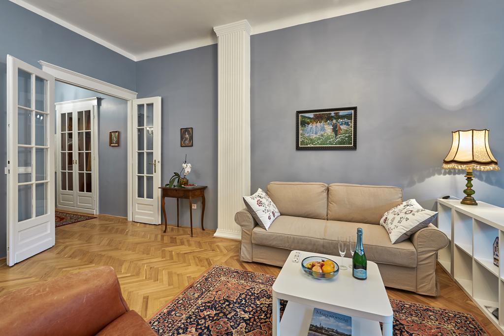 Schieszl Apartments 2 Budapeste Exterior foto